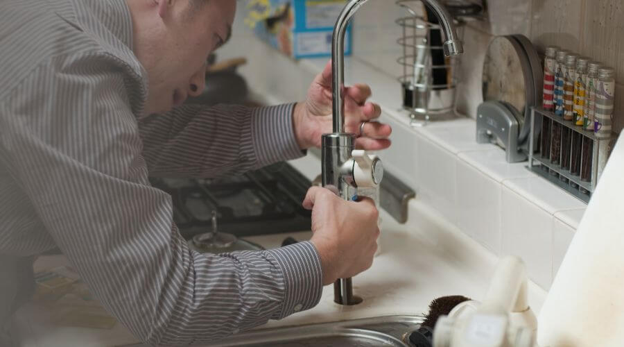 Local expert plumbing services in Karlsruhe, ND